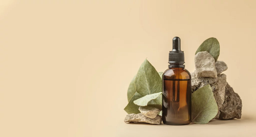 mejores aceites esenciales para la piel,qué son los aceites esenciales,beneficios de los aceites esenciales para la piel,cosméticos con aceites esenciales
